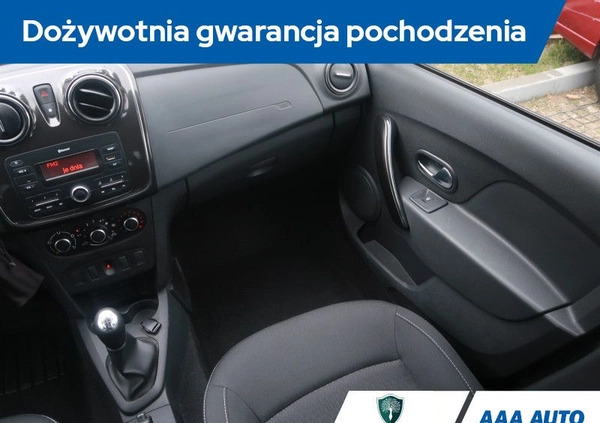 Dacia Logan cena 38000 przebieg: 17233, rok produkcji 2018 z Strumień małe 154